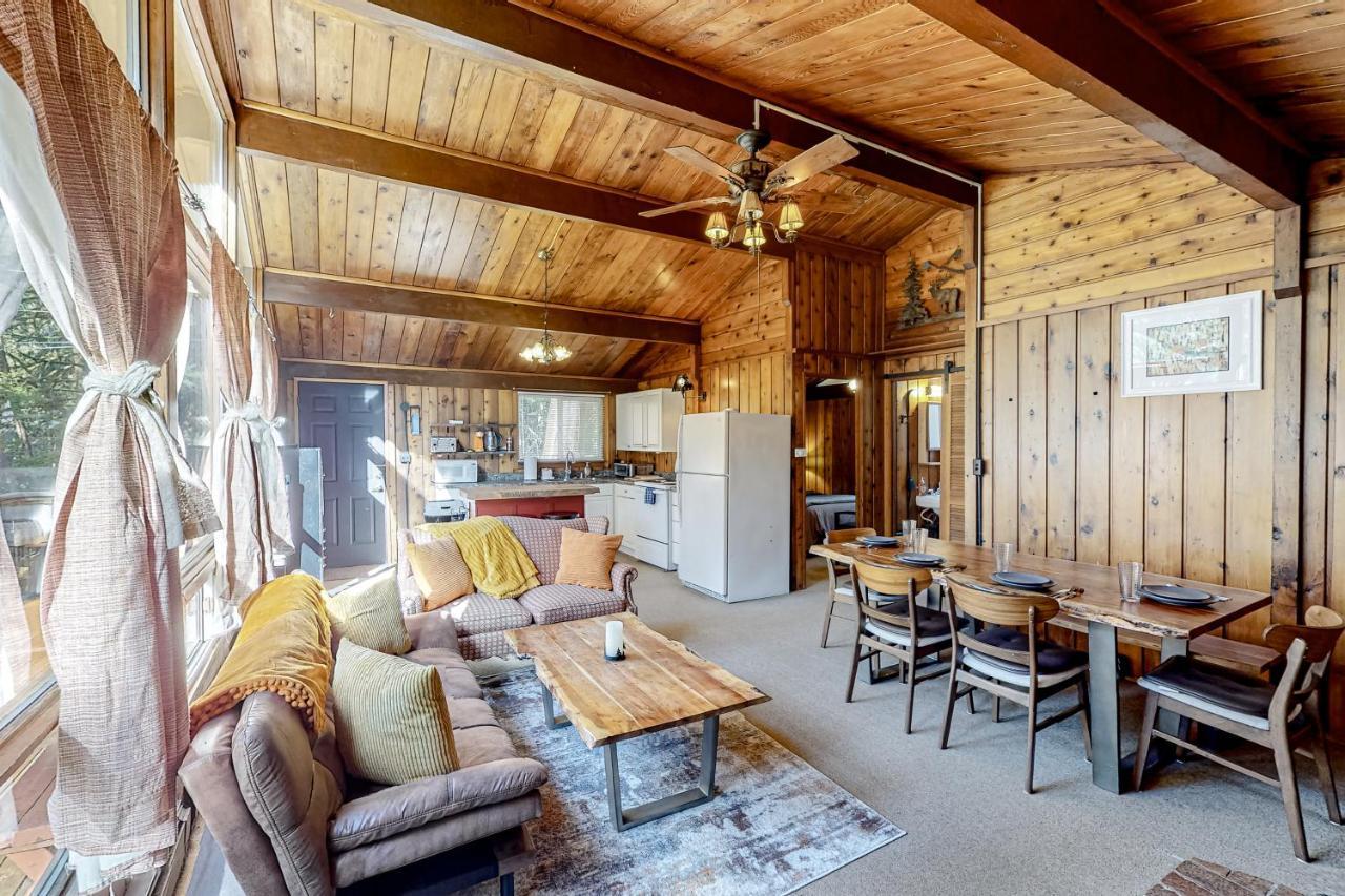 Cozy Cedar Cabin Sedro Woolley Exterior photo